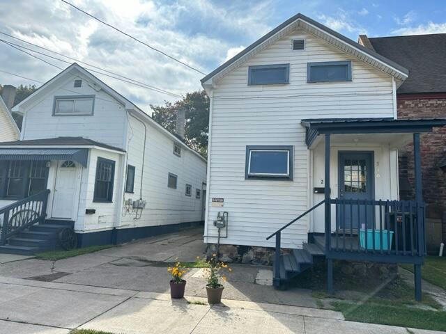 310 CARRIE ST, SAULT STE MARIE, MI 49783, photo 1 of 18